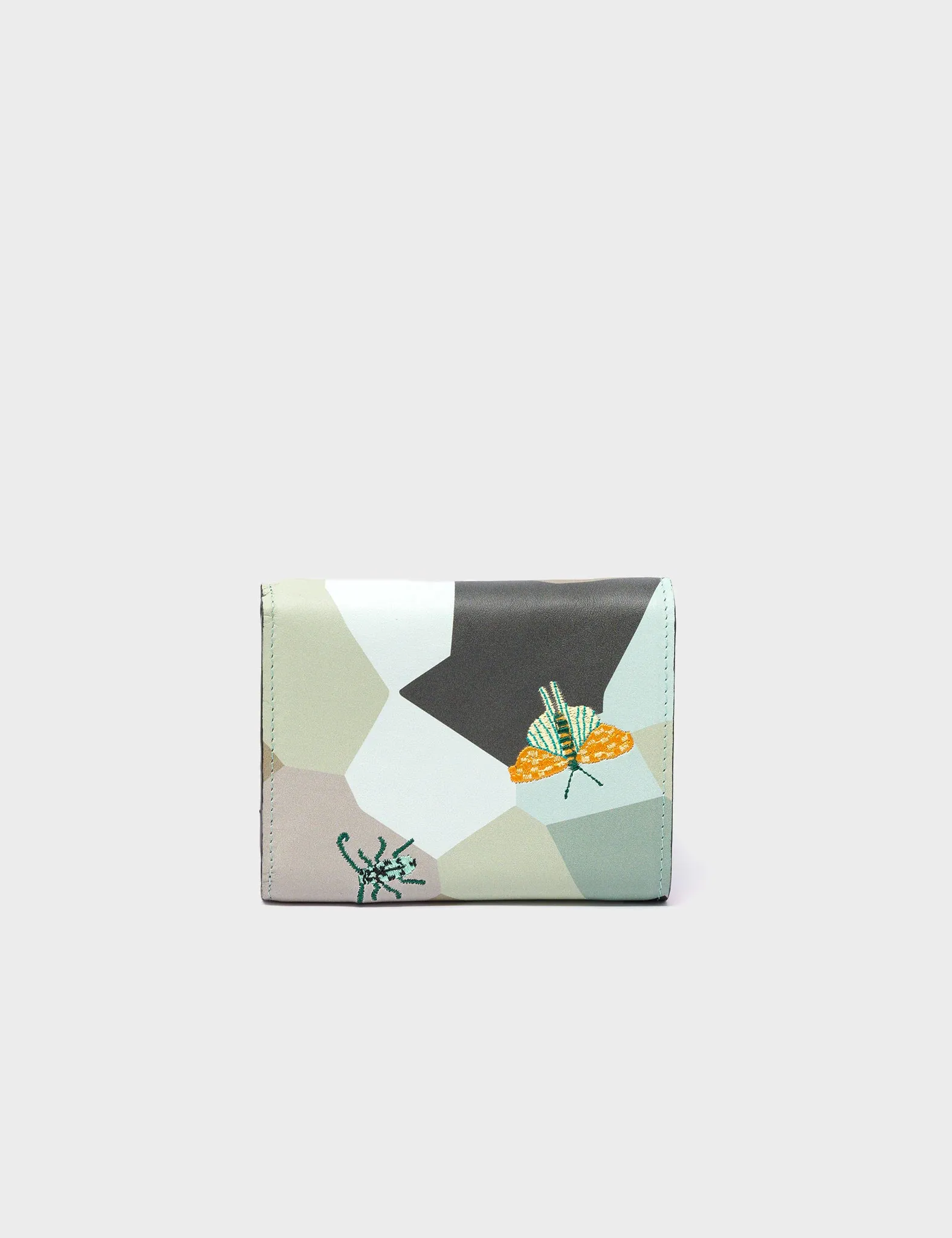 Fiona Cream And Black Leather Wallet - Camo Dreams Design