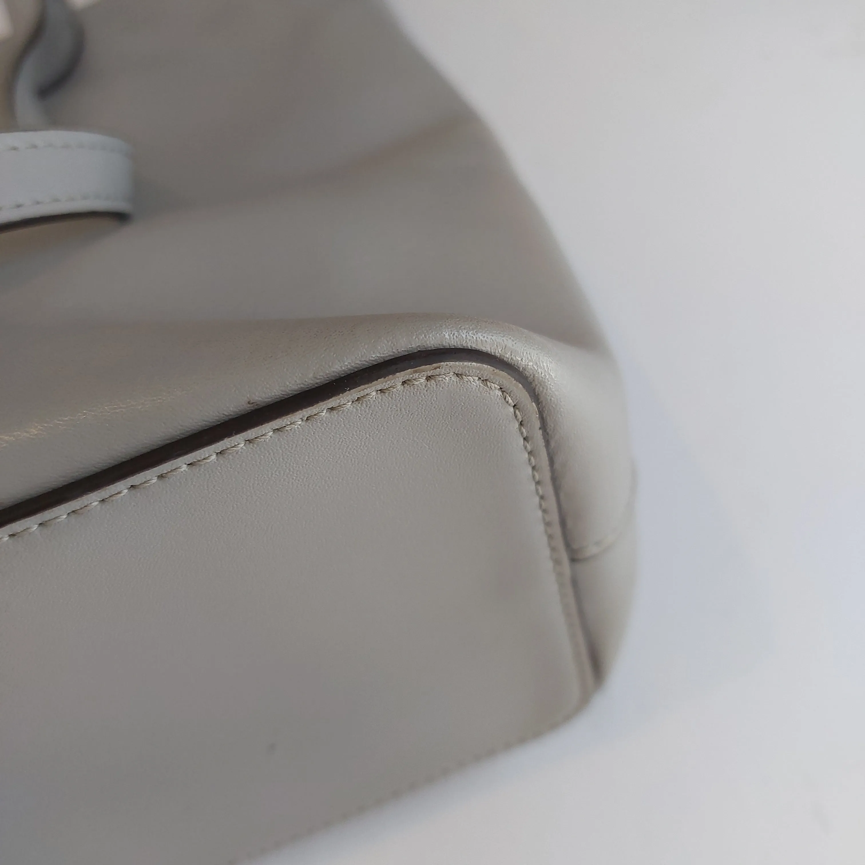 Kate Spade Grey Leather Shoulder Bag | Pre Loved |