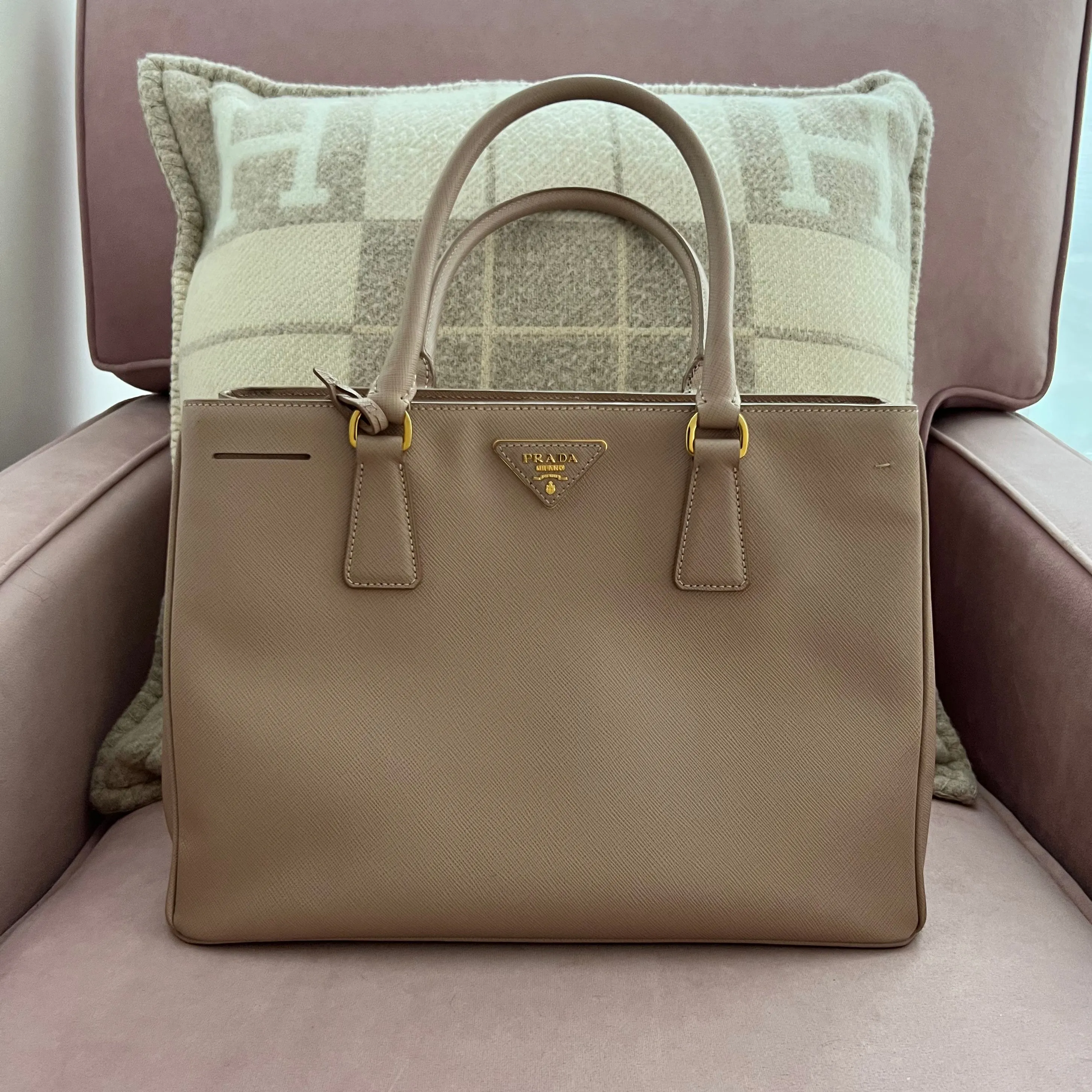 Luxury Prada Galleria Leather Tote Bag with Top Handle - Elegant and Timeless Design